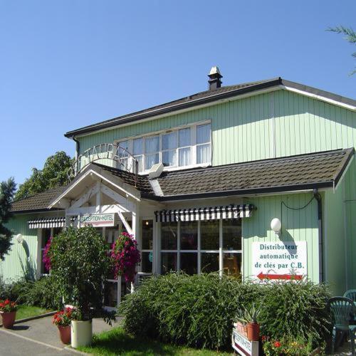 Fast Hotel Colmar Houssen Екстериор снимка