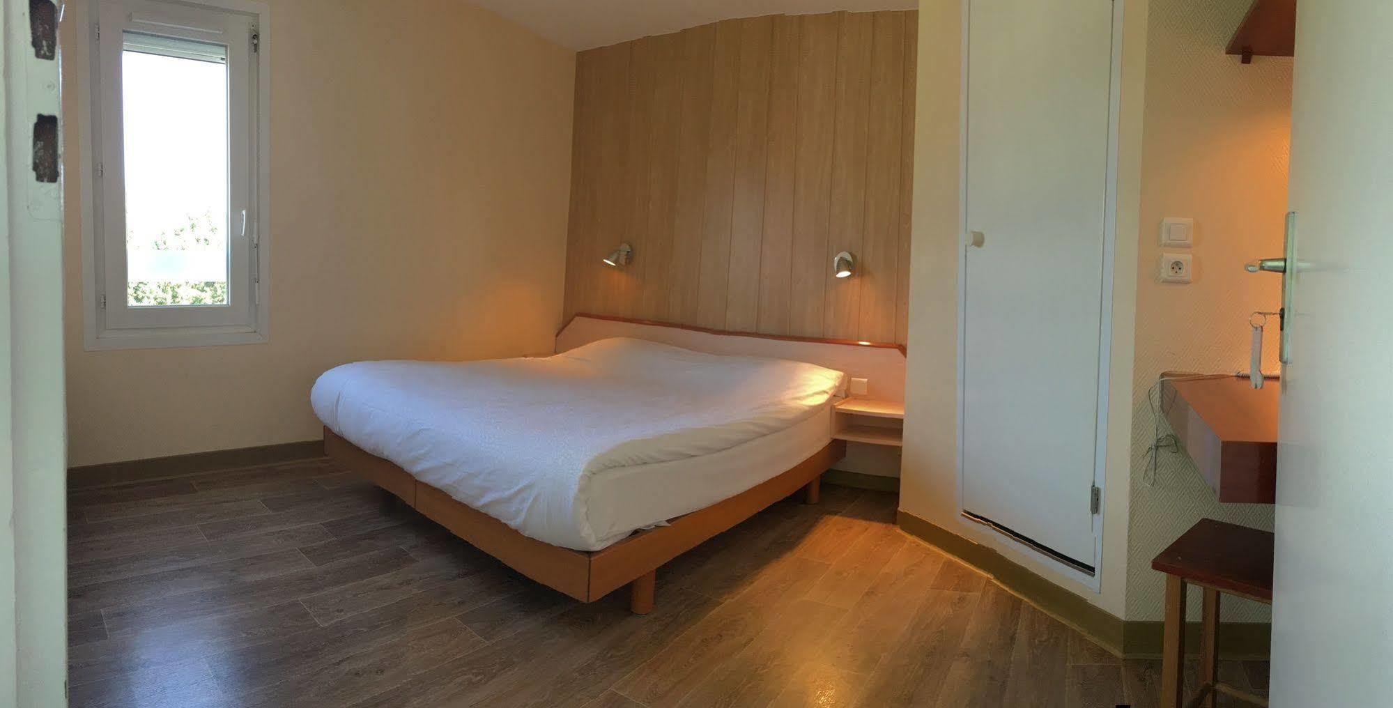 Fast Hotel Colmar Houssen Екстериор снимка